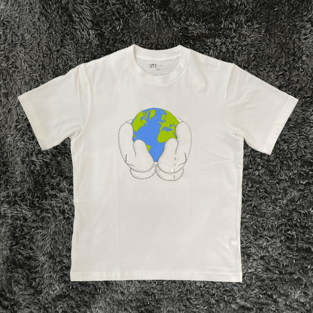 Kaws Uniqlo World Hands White - Urban Utility