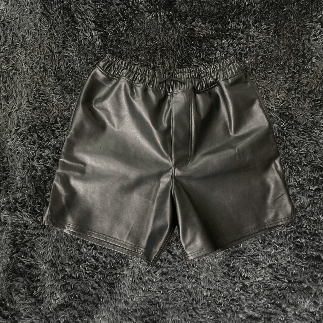 Crow Star Leather Black Short - Urban Utility