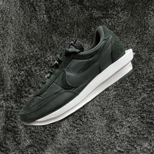 Nike Sacai LD Waffle Black Nylon (De Uso) - Urban Utility