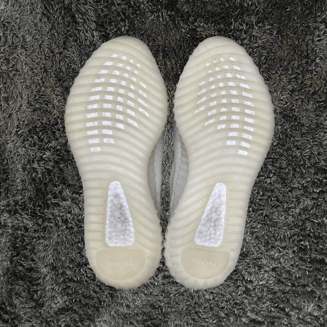Adidas Yeezy 350 V2 Bone (De Uso) - Urban Utility