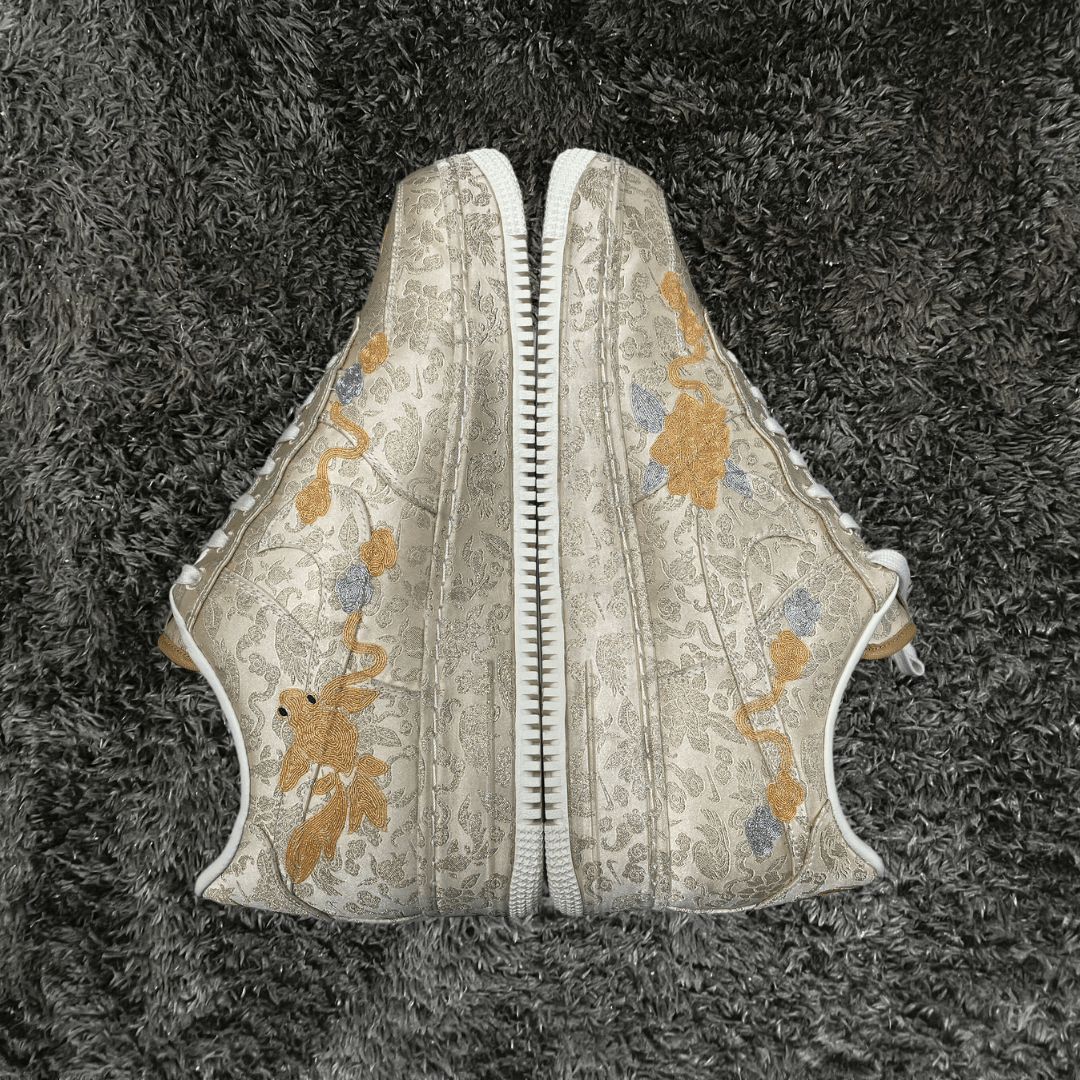 Air Force 1 Low '07 Year of the Dragon (2024) (De Uso) - Urban Utility