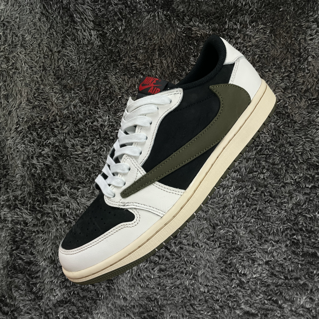 Nike low travis scott online