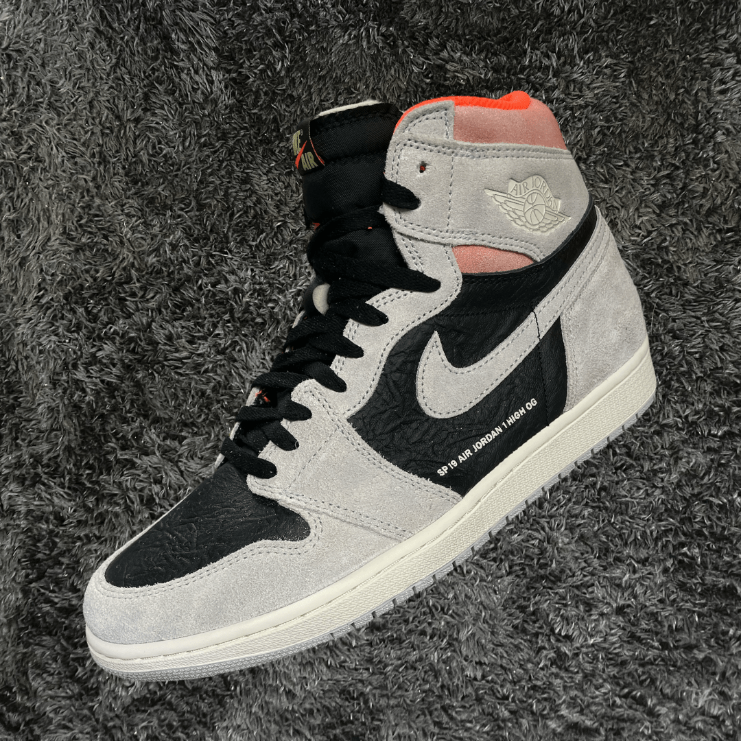 Jordan High Neutral Grey Hyper Crimson 28CM