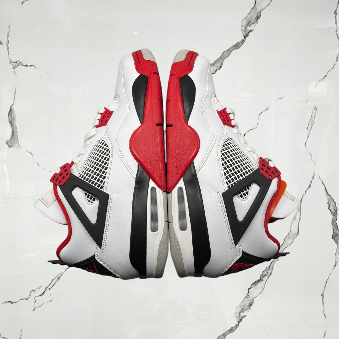 Jordan 4 Fire Red (De Uso)