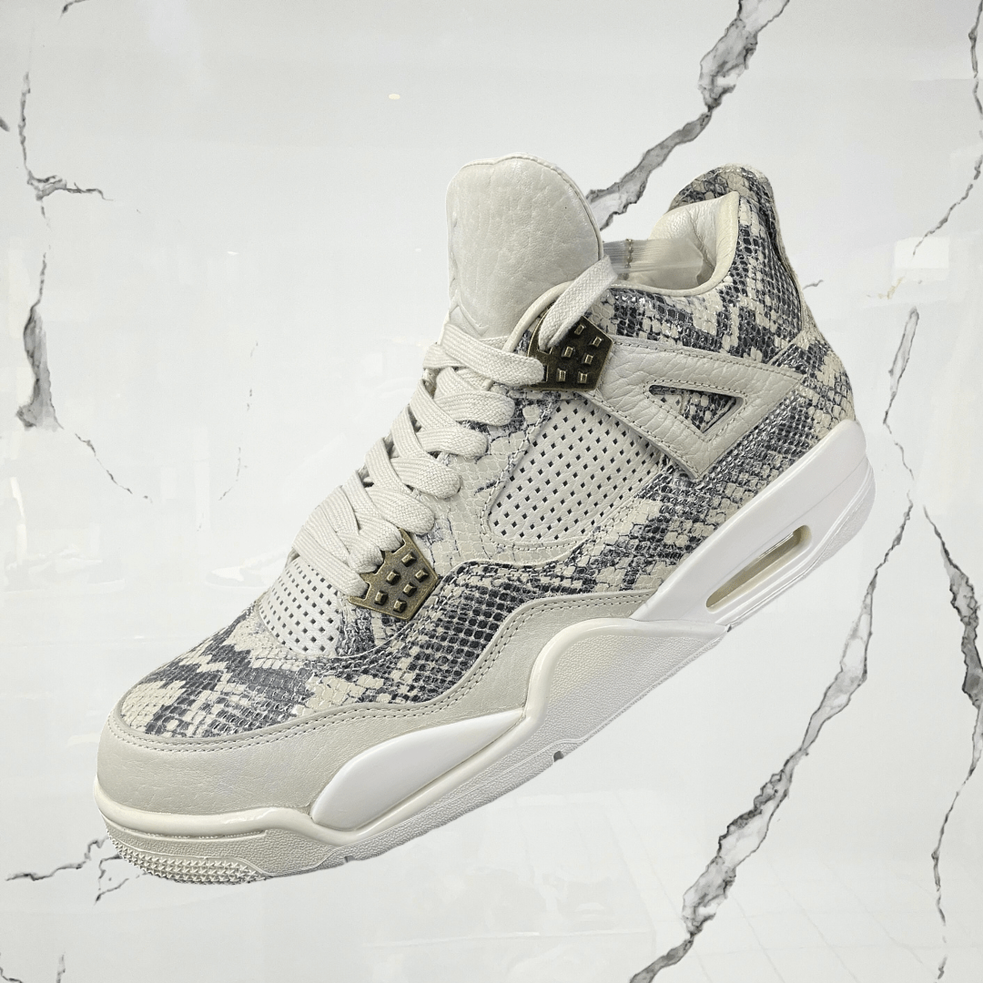 Jordan 4 Snakeskin (De uso) - Urban Utility