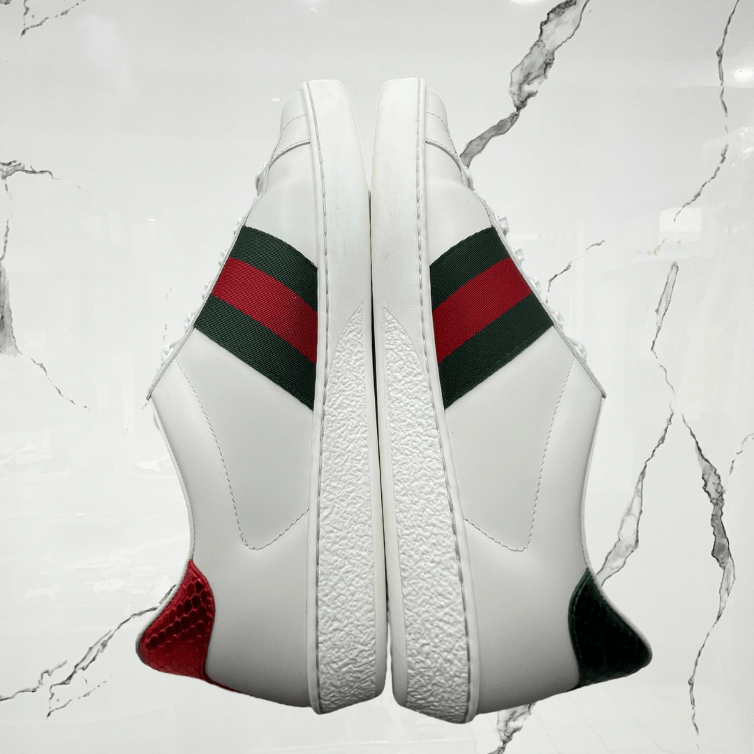 Gucci Low Ace Bee (De Uso) - Urban Utility