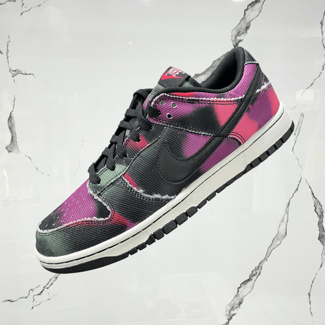Dunk Low Graffiti Pink - Urban Utility