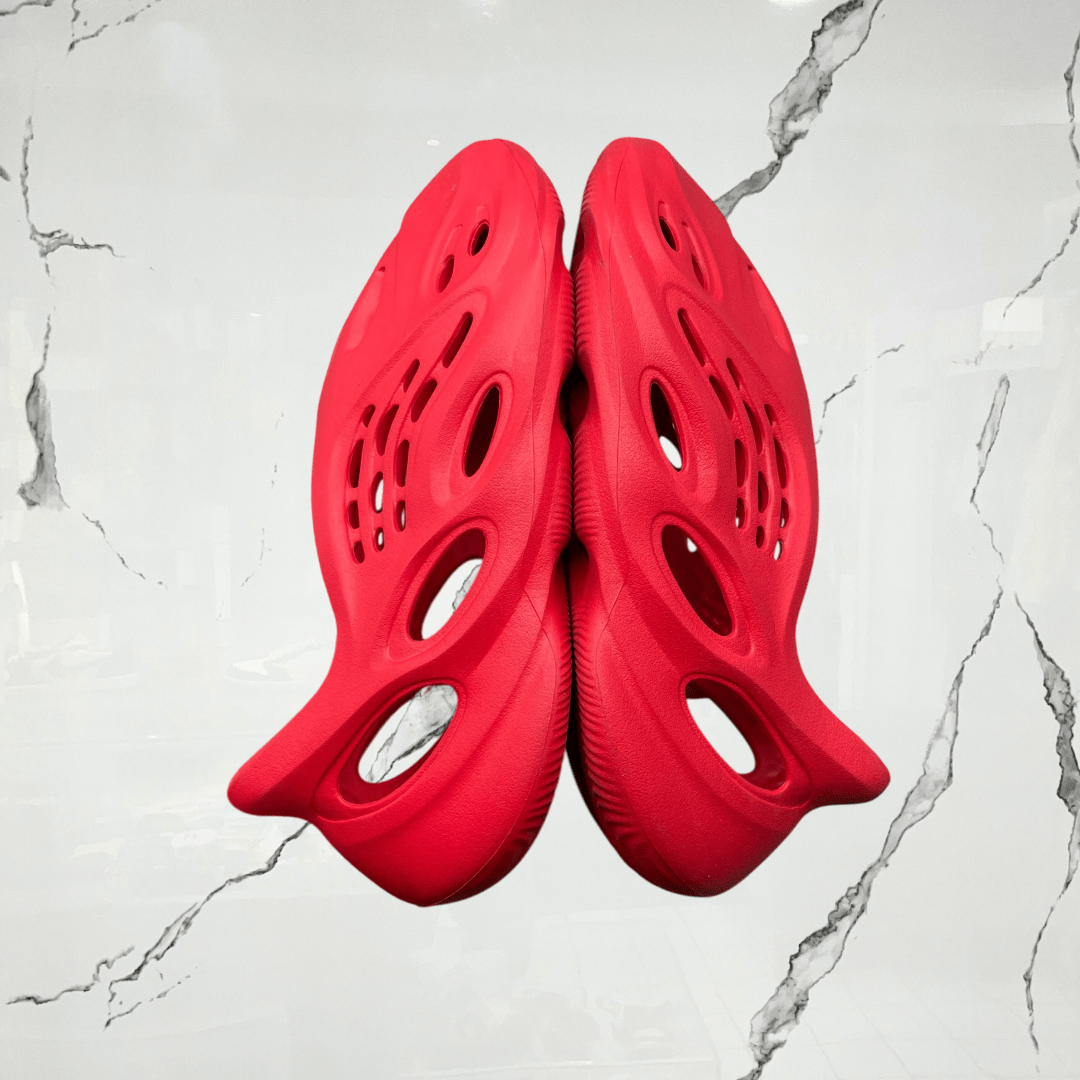 Yeezy Foam Rnnr Vermillion (De Uso) - Urban Utility