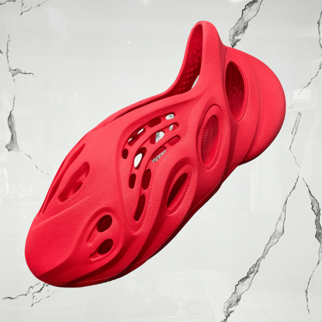Yeezy Foam Rnnr Vermillion (De Uso) - Urban Utility