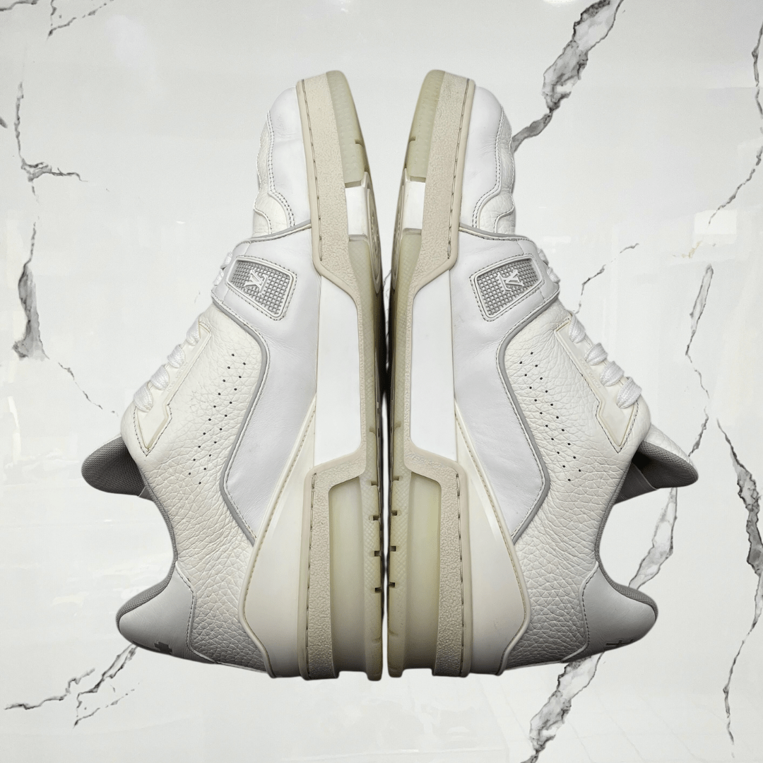 Louis Vuitton Trainer White (De Uso) - Urban Utility