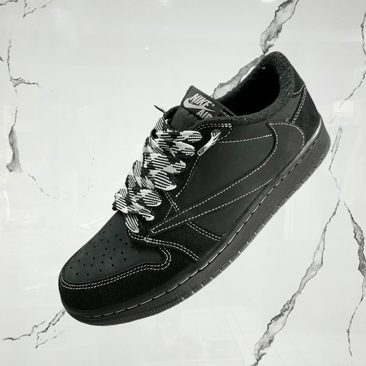 Jordan 1 Low Travis Scott Phantom Black (De Uso) - Urban Utility