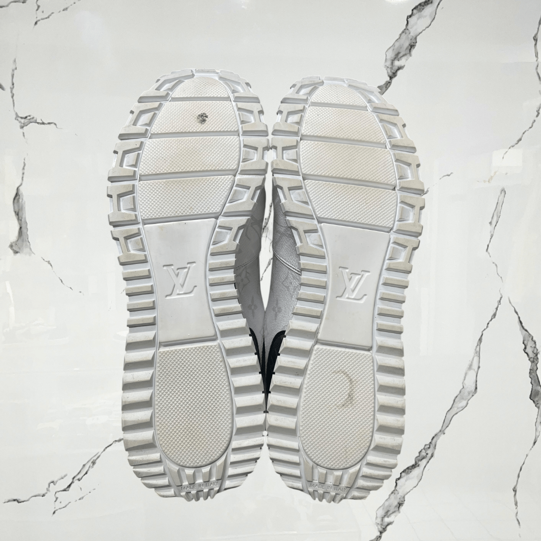 Louis Vuitton Run Away Triple Monogram (De Uso) - Urban Utility