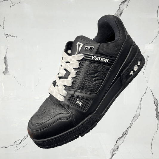 Louis Vuitton Trainer Black White (De Uso) - Urban Utility