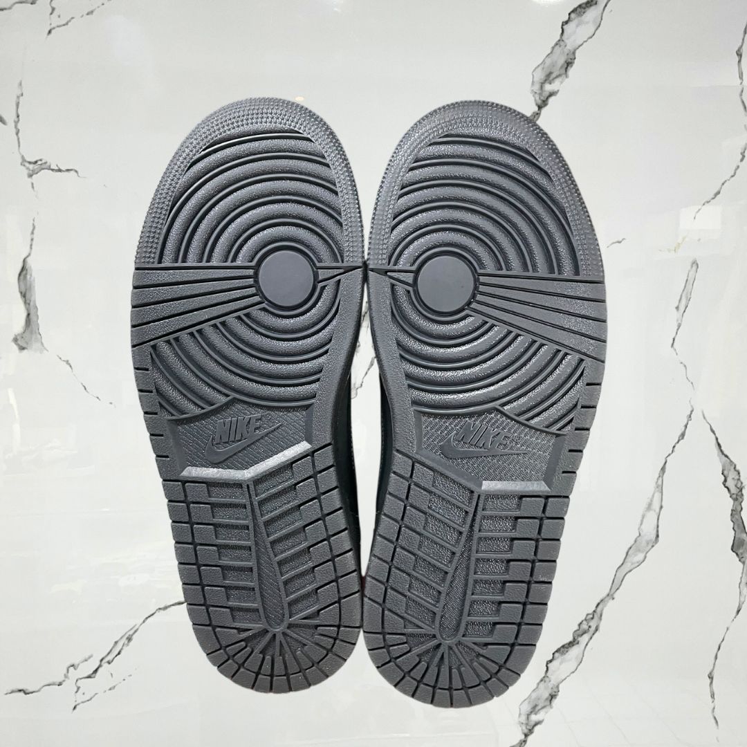 Jordan 1 Low OG Travis Scott Black Phantom (De Uso) - Urban Utility