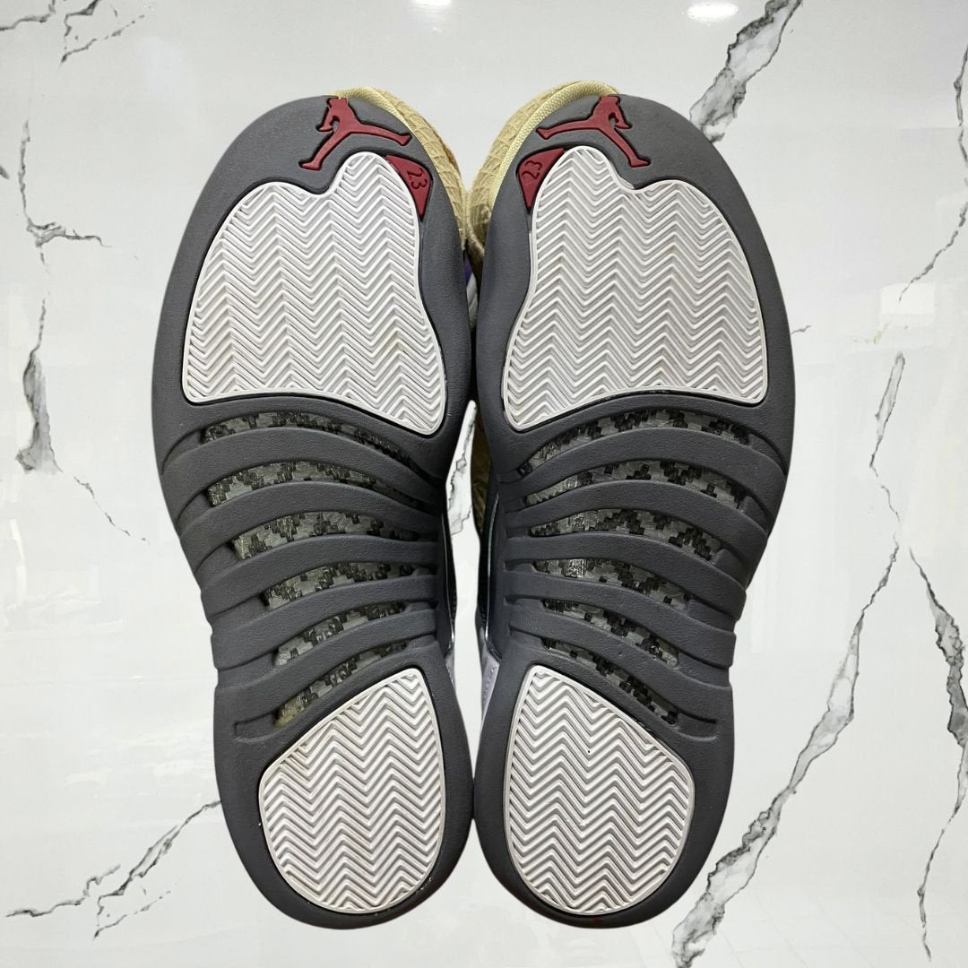 Jordan 12 White Dark Grey (De Uso) - Urban Utility