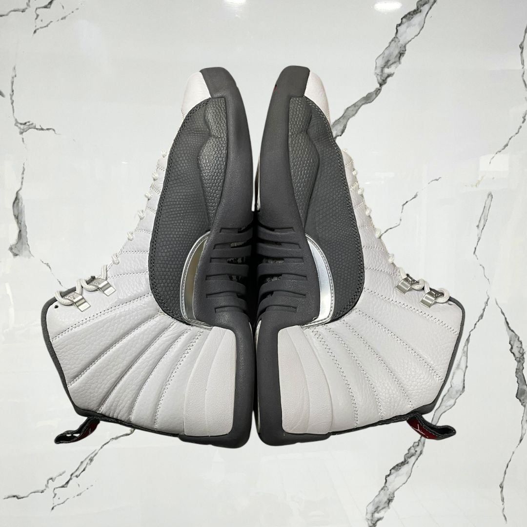 Jordan 12 White Dark Grey (De Uso) - Urban Utility