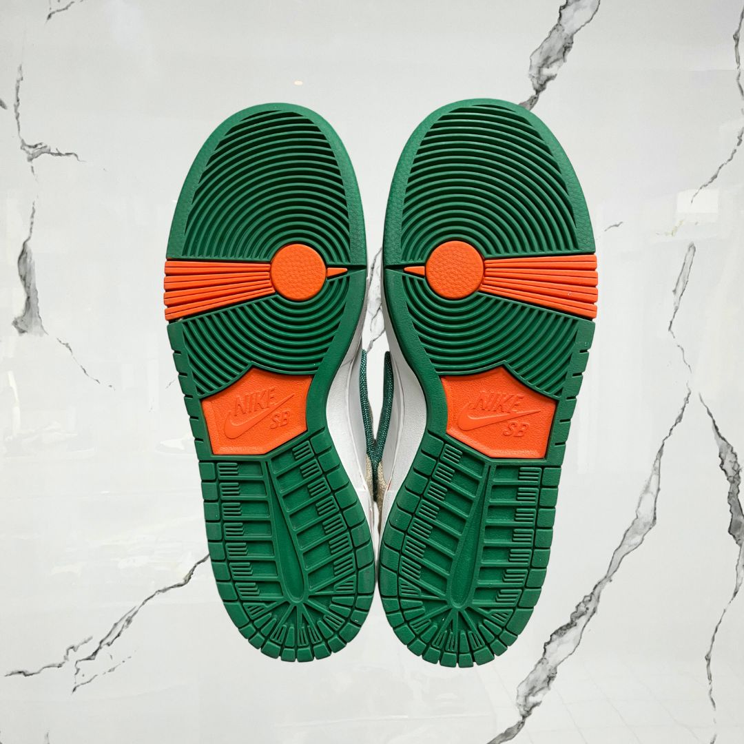 Dunk SB Low Jarritos (De Uso) - Urban Utility