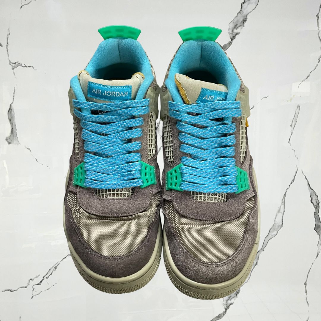 Jordan 4 Union Taupe Haze (De Uso)