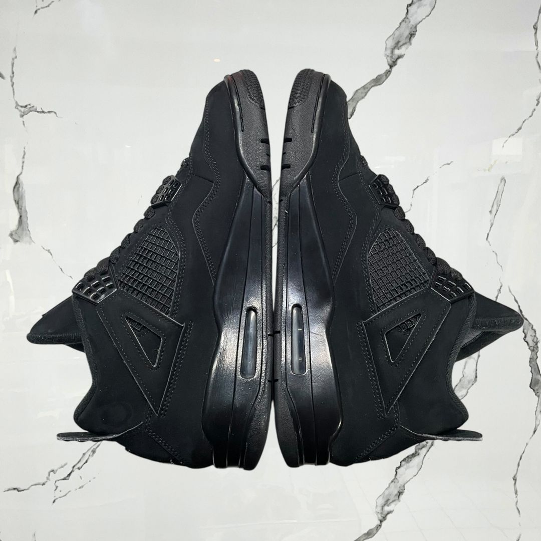 Jordan 4 Black Cat (De Uso)