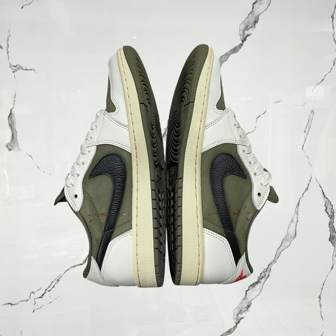 Jordan 1 Low OG Tavis Scott Medium Olive (De Uso)