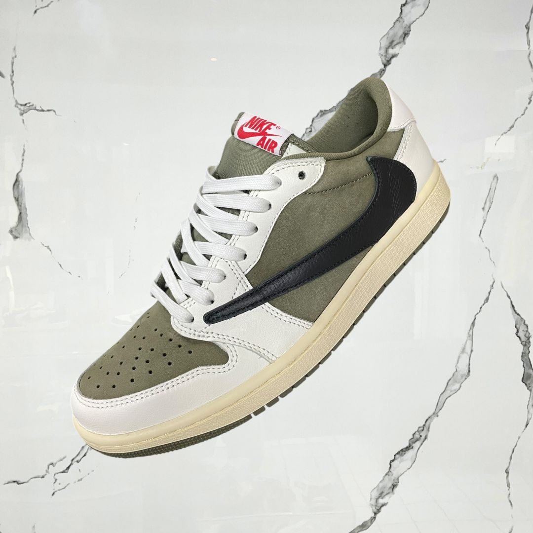 Jordan 1 Low OG Tavis Scott Medium Olive (De Uso)