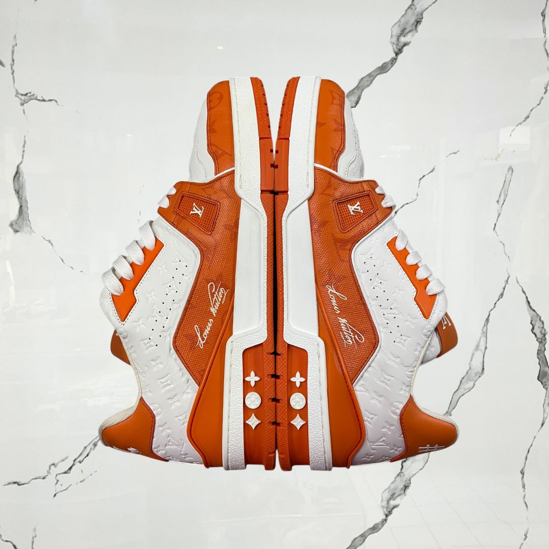Louis Vuitton Trainer White Orange Monogram (De Uso)