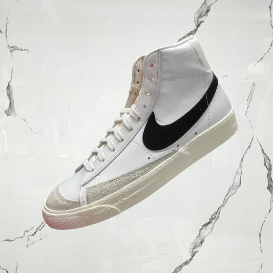 Blazer Mid 77 Vintage White Black - Urban Utility