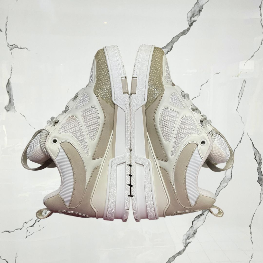 Louis Vuitton Skate Beige (De Uso)