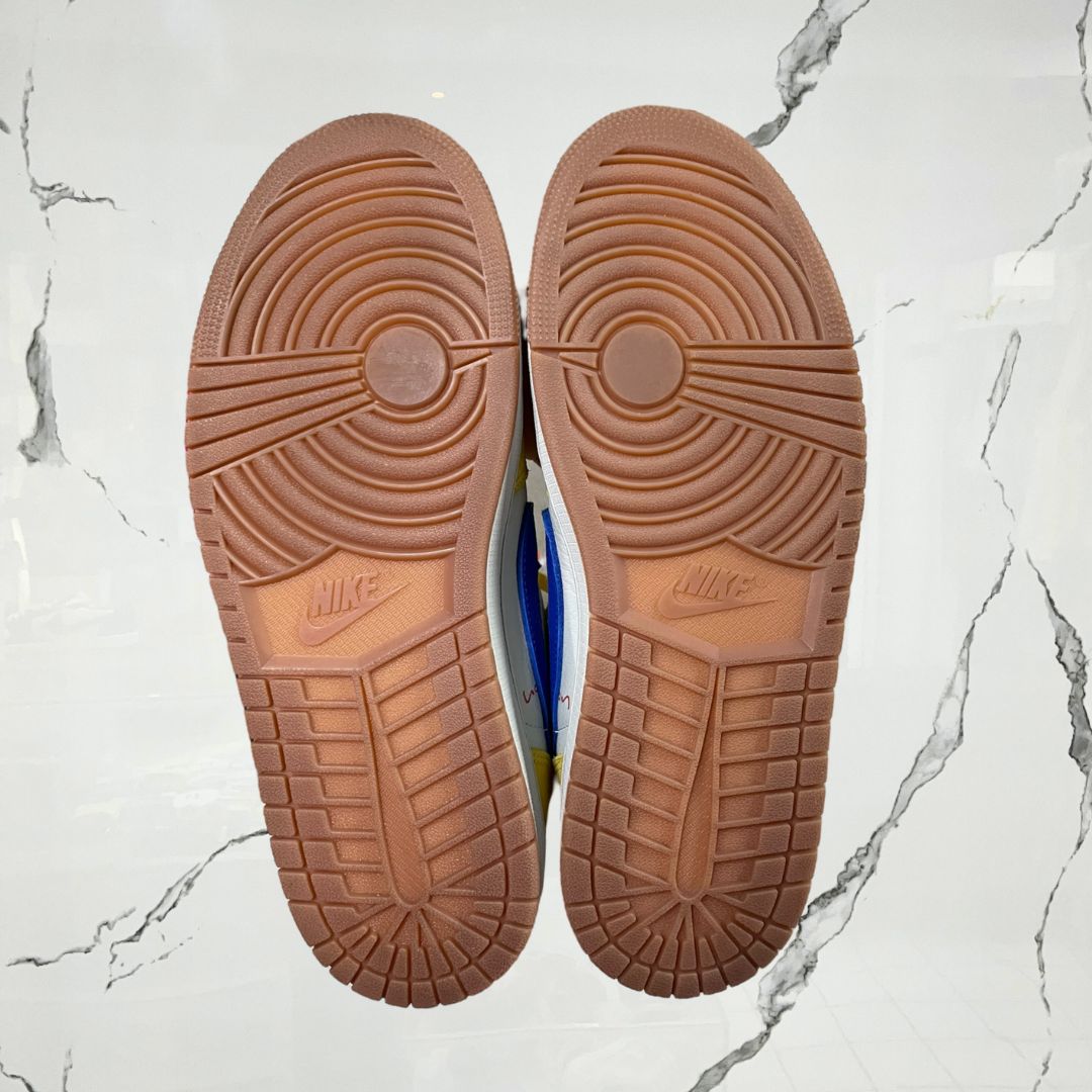 Jordan 1 Low OG Travis Scott Canary (W) (De Uso) - Urban Utility