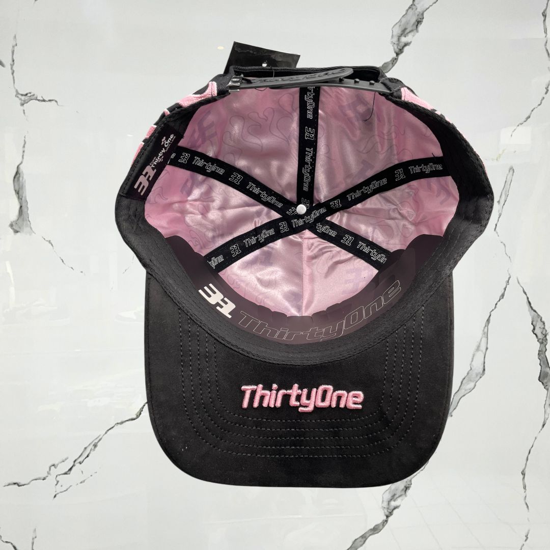 Thirty One NY San Valentin Black Pink Cap - Urban Utility