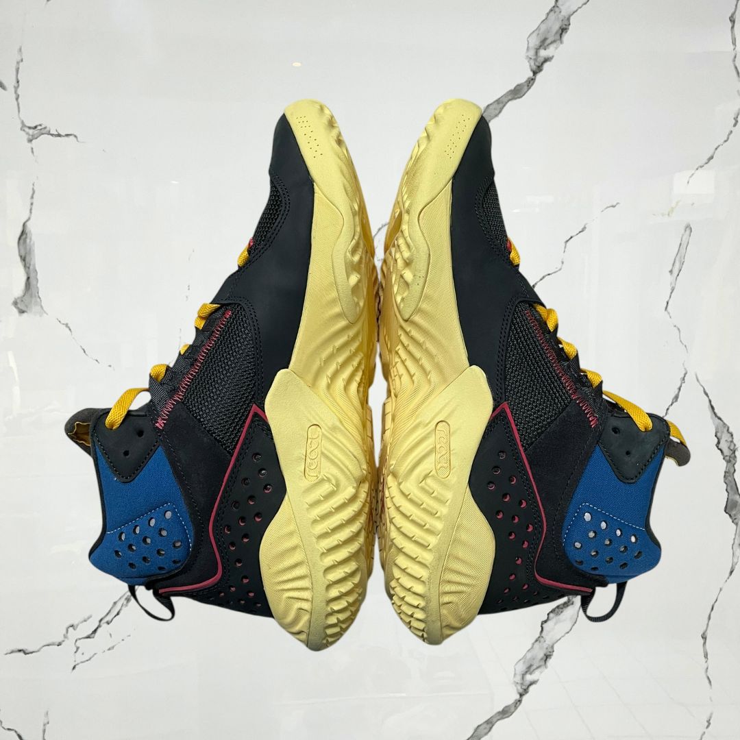 Jordan Delta Mid Union Off Noir (De Uso) - Urban Utility