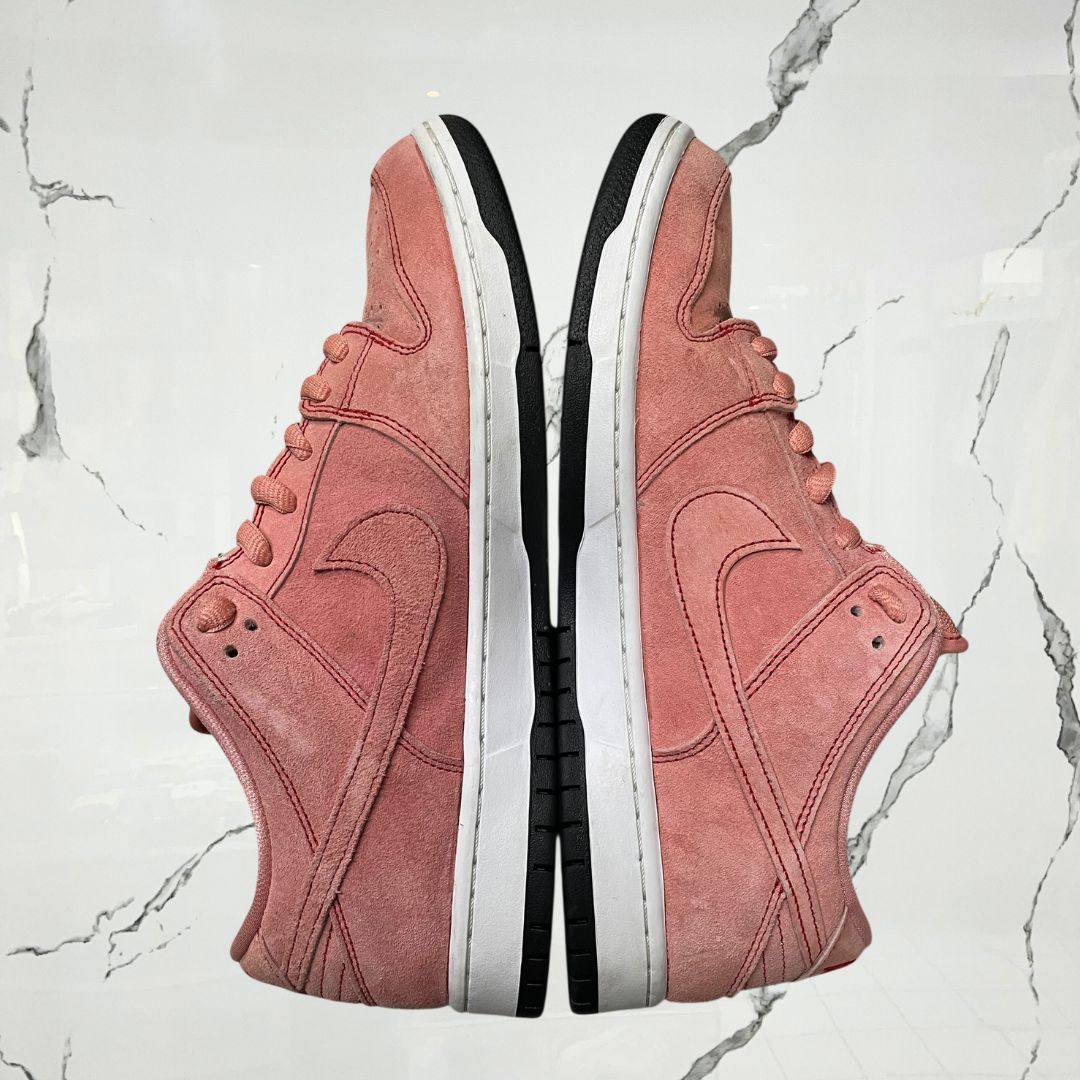 Dunk SB Low Pink Pig (De Uso) - Urban Utility