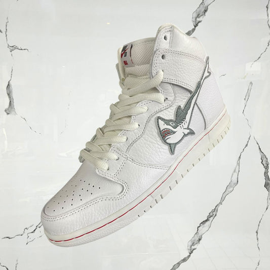 Dunk SB High Oski Shark White (De Uso) - Urban Utility