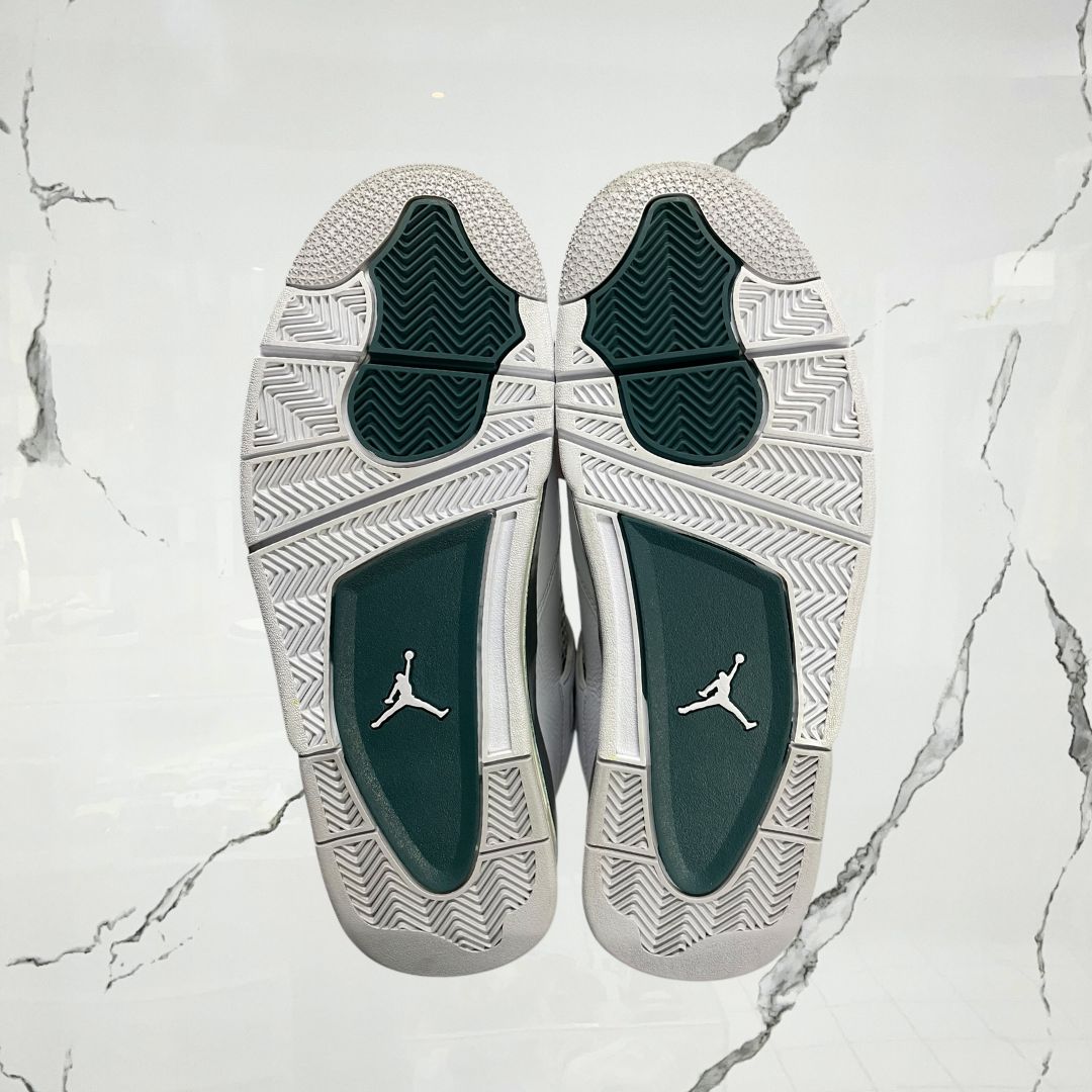 Jordan 4 Oxidized Green (De Uso) - Urban Utility