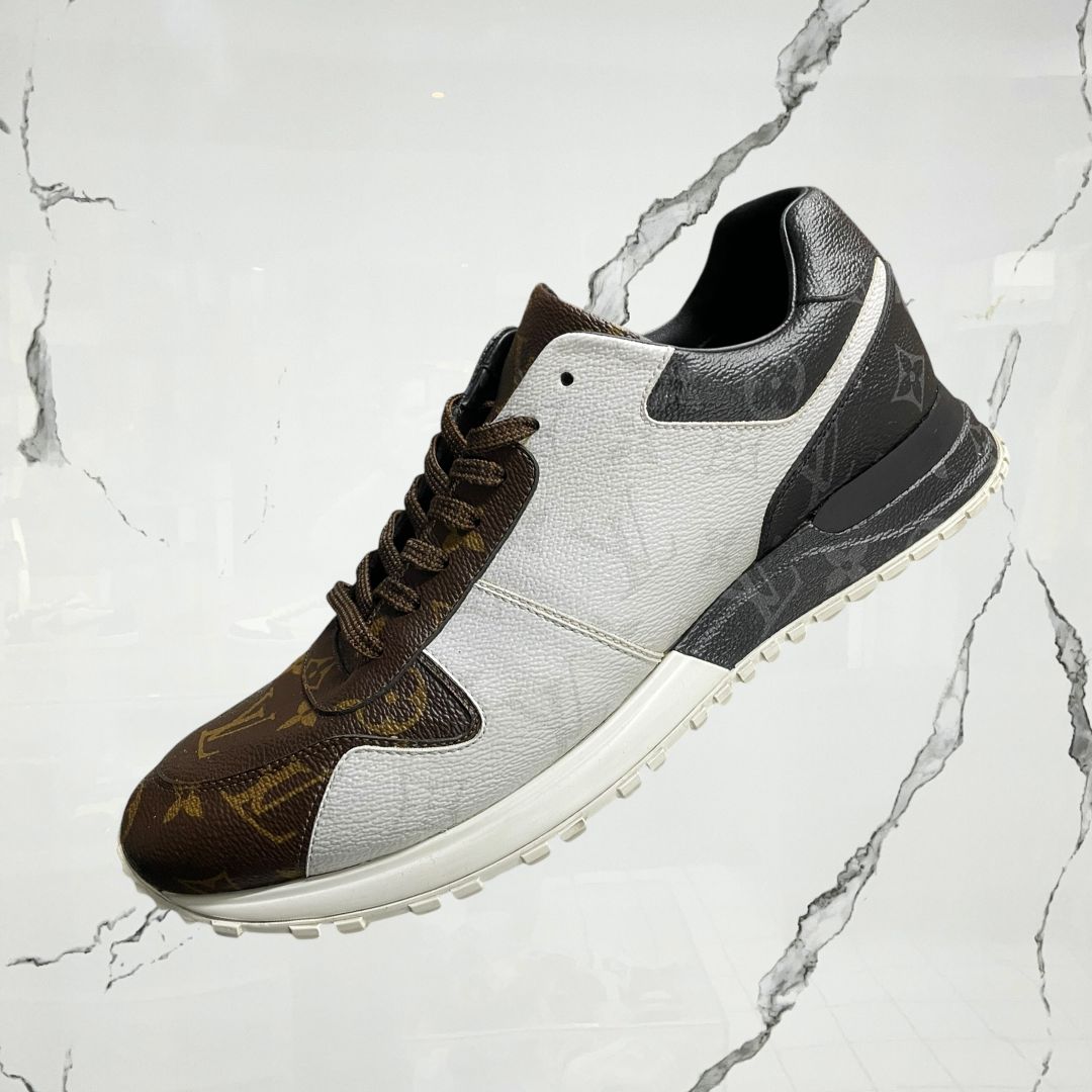 Louis Vuitton Run Away Brown Grey White (De Uso) - Urban Utility