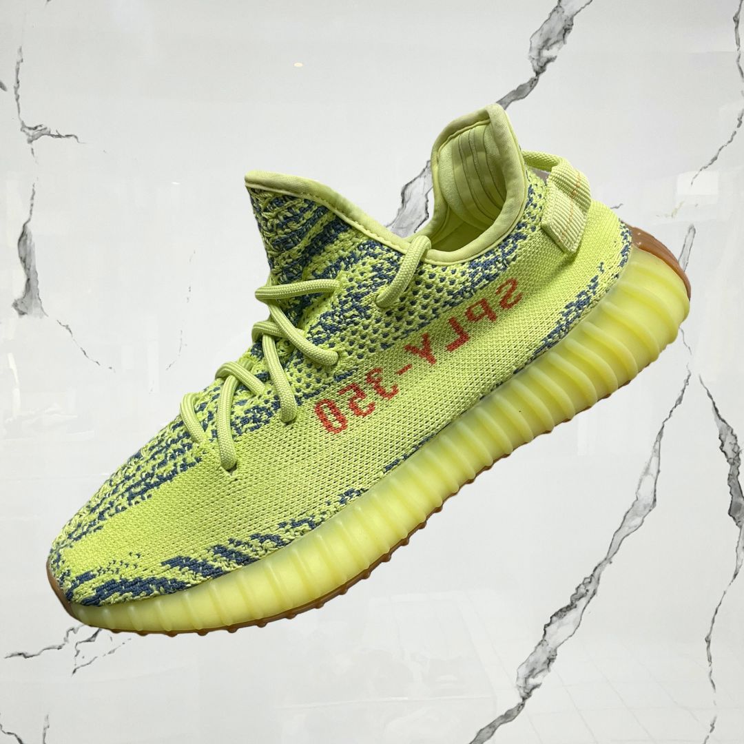 Yeezy Boost 350 V2 Semi Frozen Yellow (De Uso) - Urban Utility