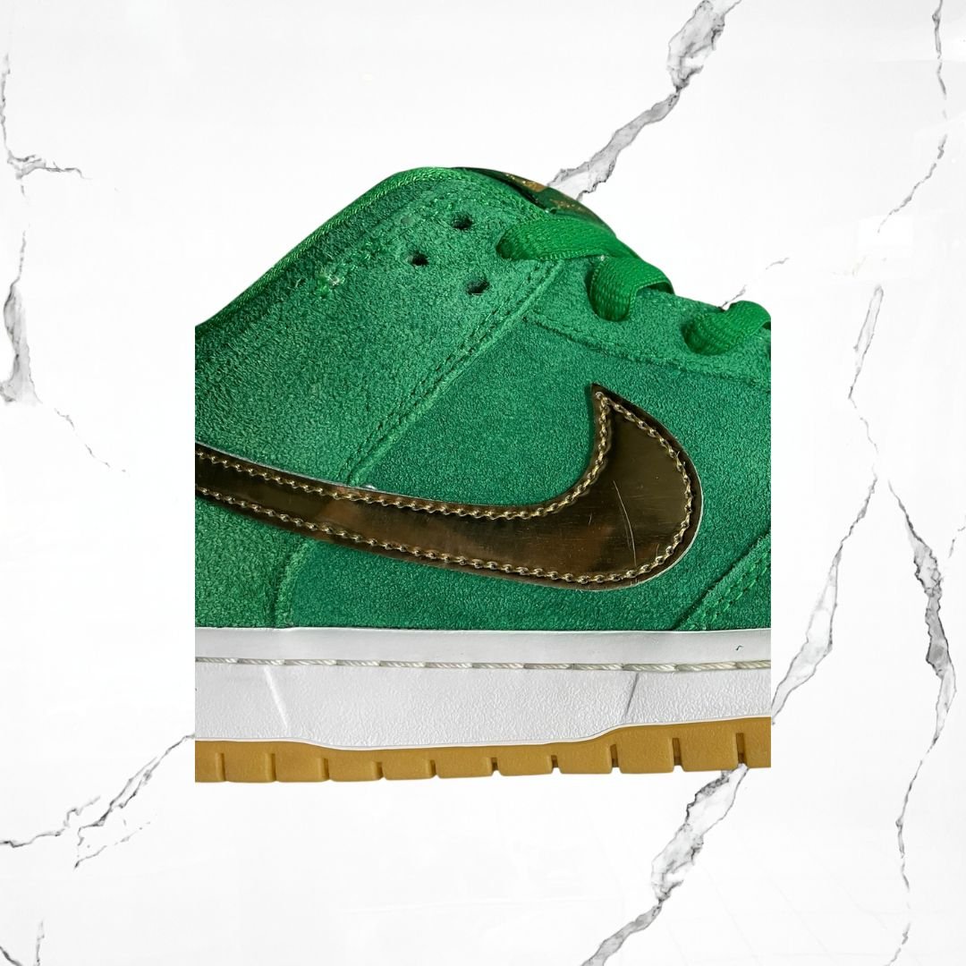 Dunk SB Low St. Patrick's Day 2022 (De Uso) - Urban Utility
