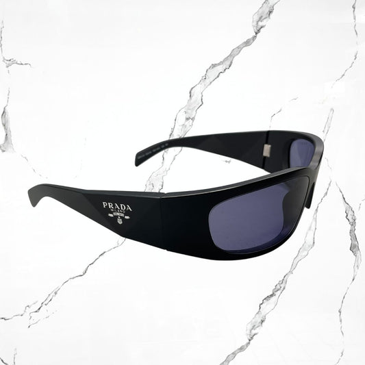 Prada PRADA PR A19S 1BO40G Black Sunglasses (De Uso) - Urban Utility