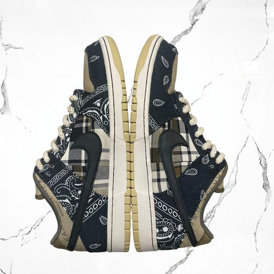 Dunk SB Low Travis Scott (Special Box) (De Uso) - Urban Utility