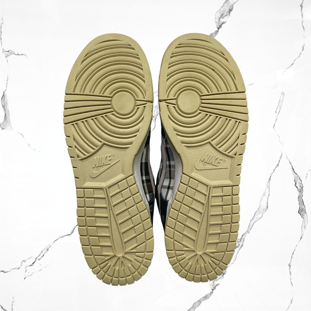 Dunk SB Low Travis Scott (Special Box) (De Uso) - Urban Utility