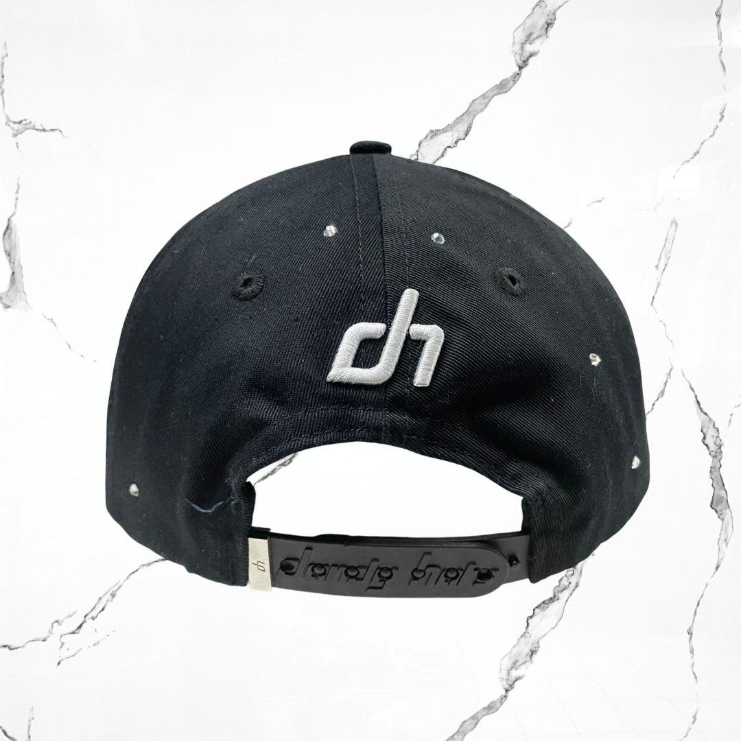 Dandy Hats Distressed Black White (De Uso) - Urban Utility