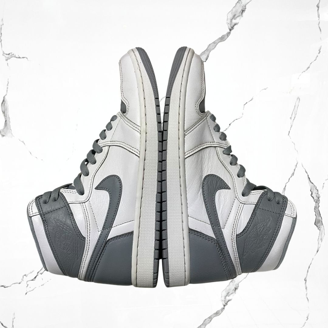 Jordan 1 High OG Stealth (De Uso) - Urban Utility