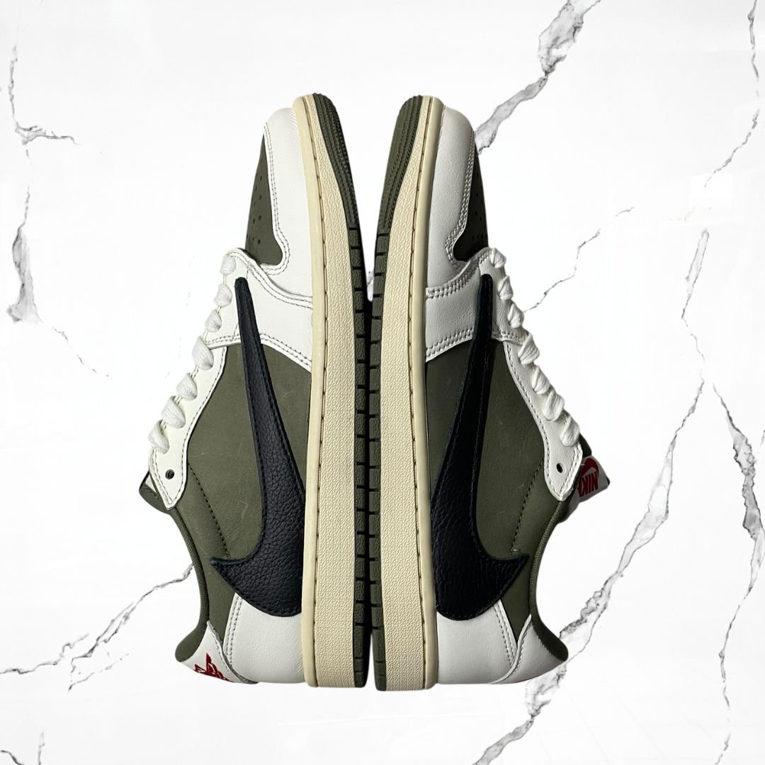 Jordan 1 Low OG Travis Scott Medium Olive (De Uso) - Urban Utility