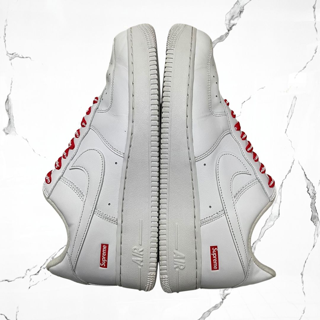 Air Force 1 Low Supreme White (De Uso) - Urban Utility