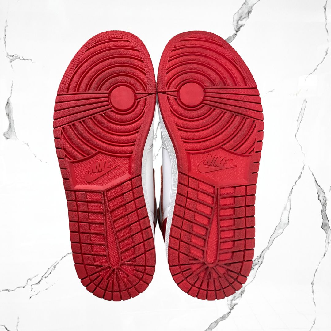 Jordan 1 High OG Heritage ( De Uso) - Urban Utility