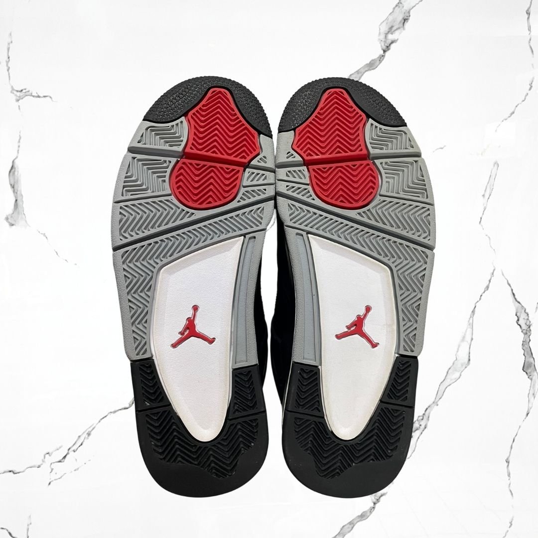 Jordan 4 Black Canvas (De Uso) - Urban Utility