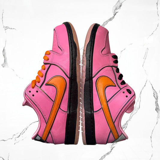 Dunk SB Low The Powerpuff Girls Blossom (De Uso) - Urban Utility