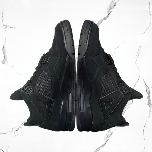 Jordan 4 Black Cat (De Uso) - Urban Utility