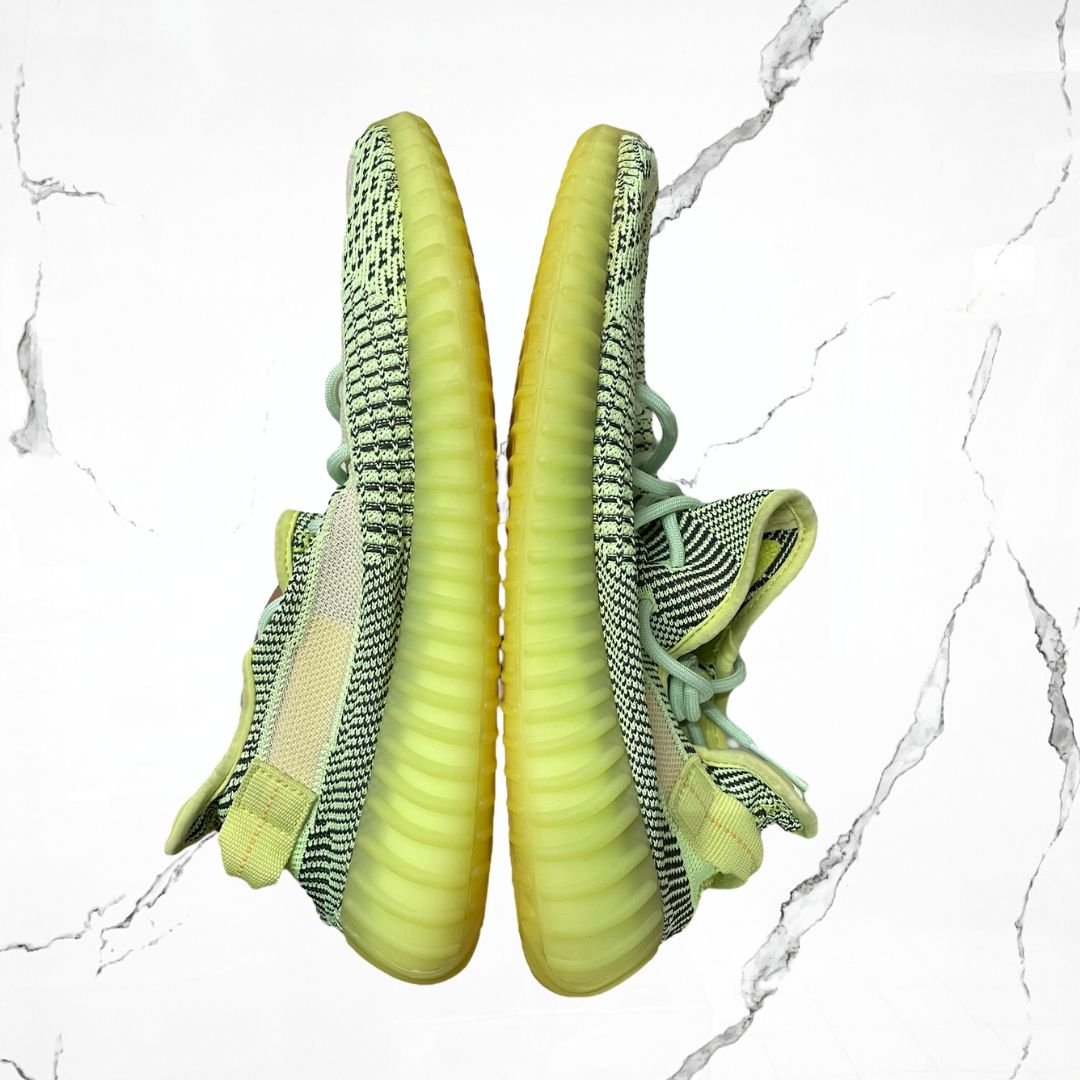 Yeezy Boost 350 V2 Yeezreel (Non Reflective) (De Uso) - Urban Utility