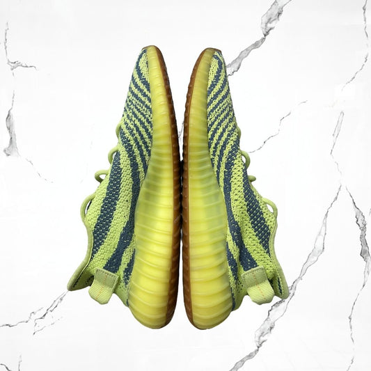 Yeezy Boost 350 V2 Semi Frozen Yellow (De Uso) - Urban Utility
